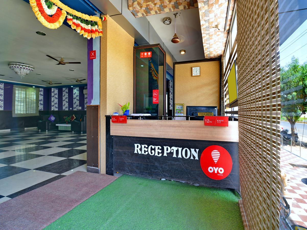 Oyo 2061 Hotel New Holiday Inn Аджмер Екстер'єр фото